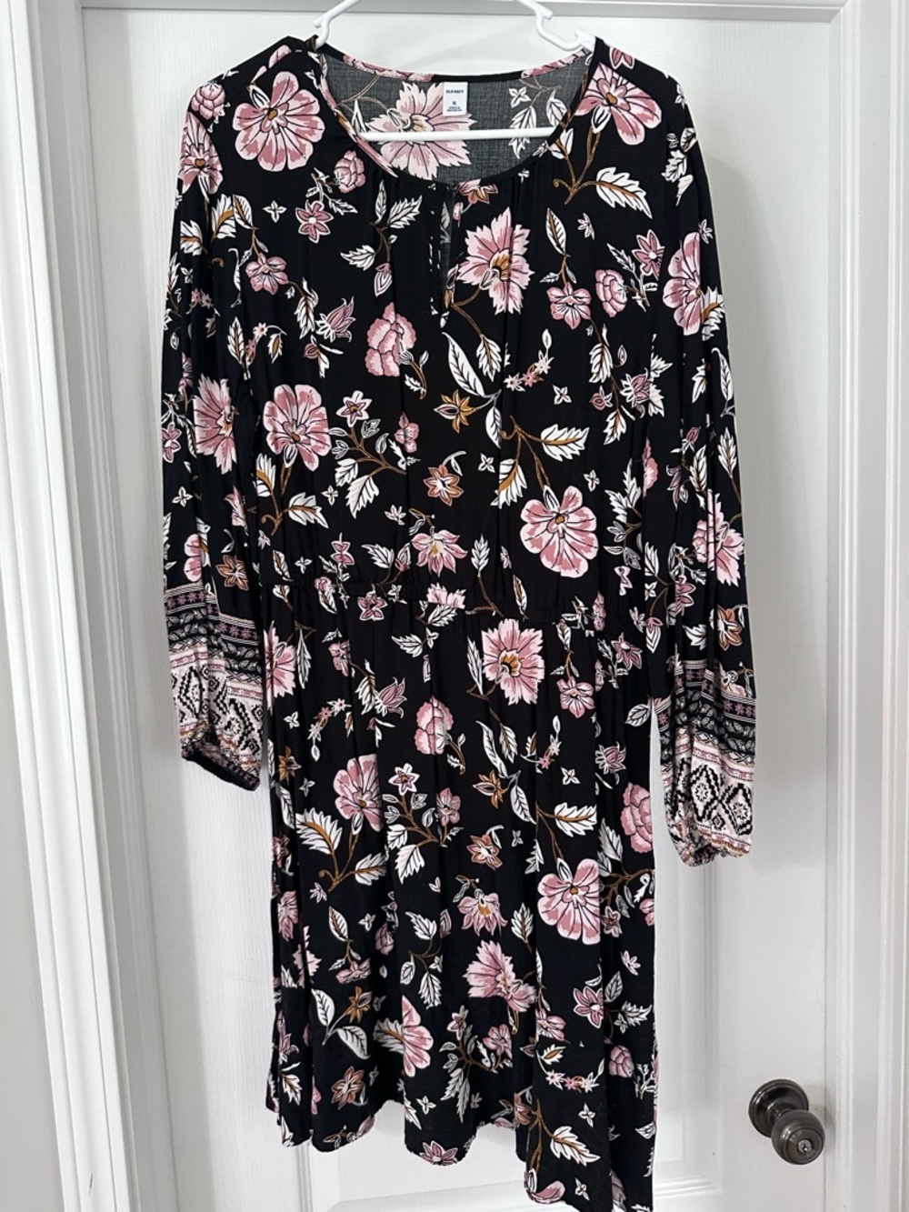 Old Navy Black & Pink Floral Long Sleeve Dress
